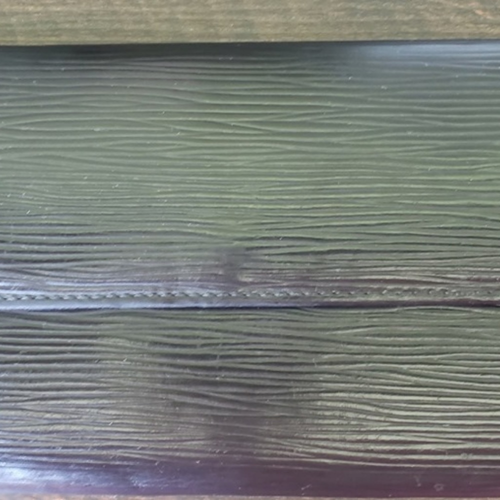 LV Black Epi Leather Portefeuille Sarah Wallet